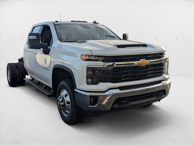 new 2025 Chevrolet Silverado 3500 car, priced at $56,113