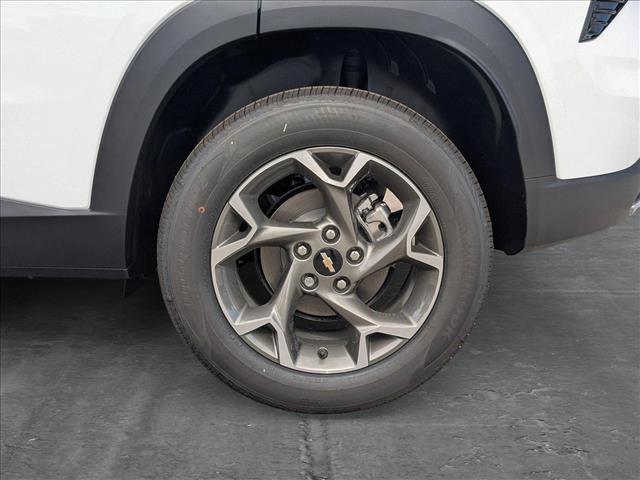 new 2025 Chevrolet Trax car, priced at $21,132