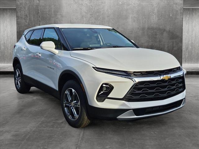 new 2024 Chevrolet Blazer car, priced at $37,485