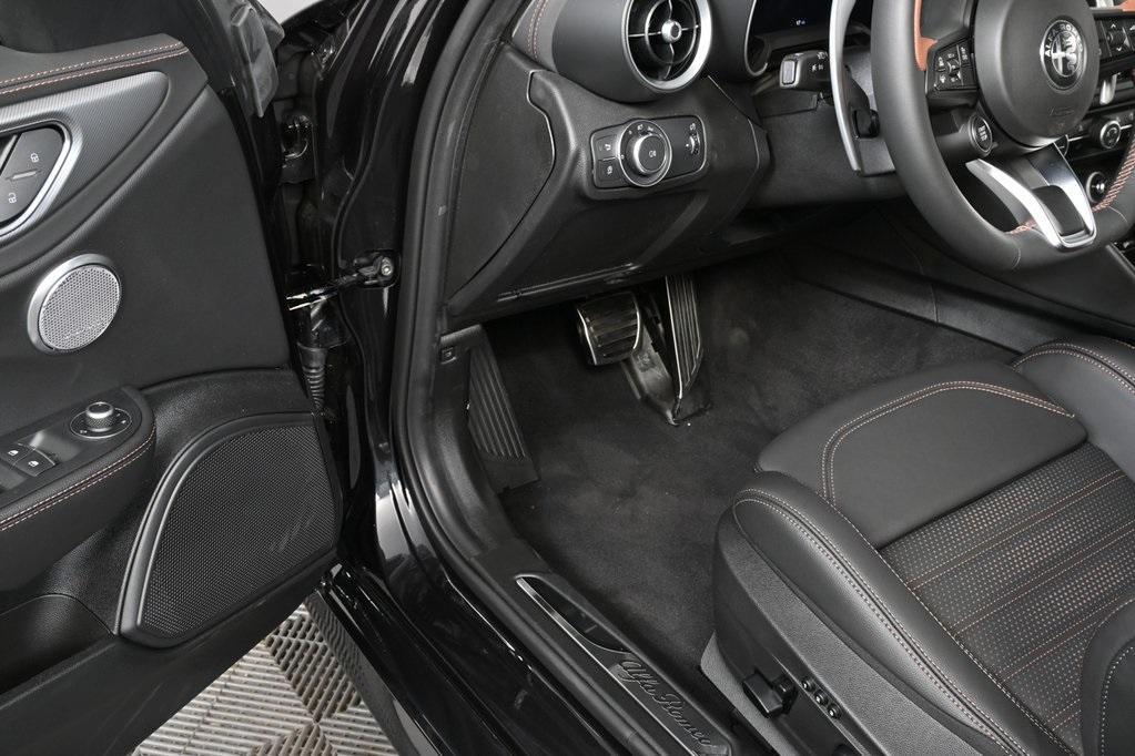 new 2025 Alfa Romeo Giulia car, priced at $52,490