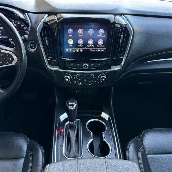 used 2020 Chevrolet Traverse car, priced at $18,999