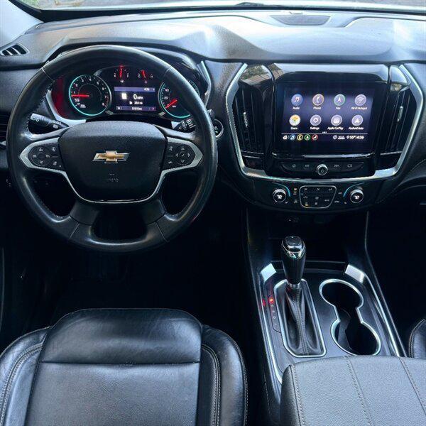 used 2020 Chevrolet Traverse car, priced at $18,999