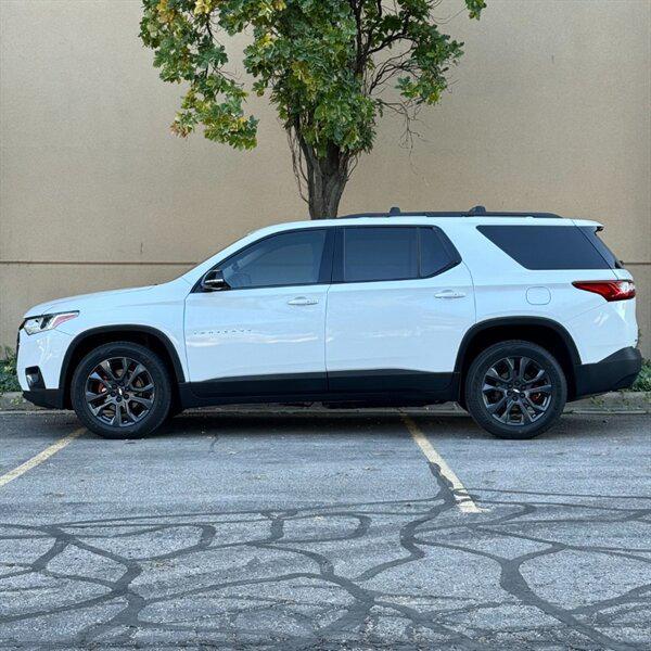 used 2020 Chevrolet Traverse car, priced at $18,999