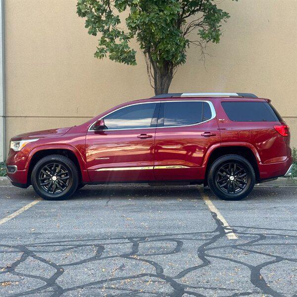 used 2019 GMC Acadia car, priced at $19,999