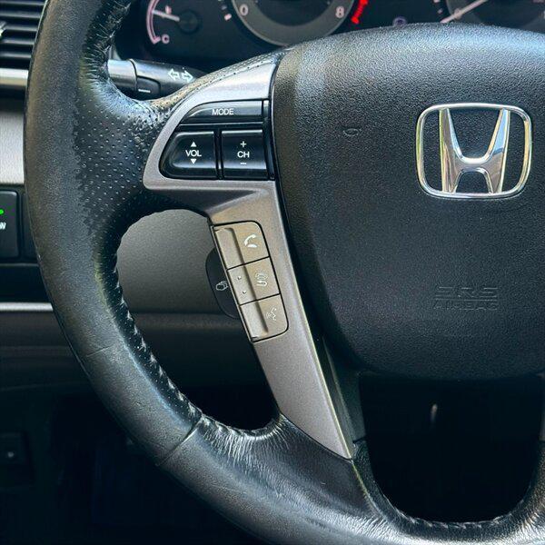 used 2014 Honda Odyssey car, priced at $12,999