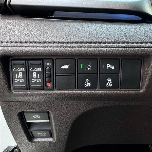 used 2018 Honda Odyssey car, priced at $24,999