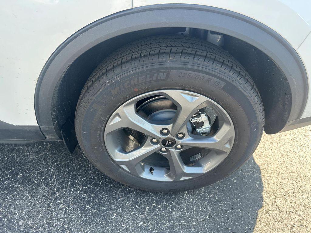 new 2025 Ford Escape car, priced at $27,000