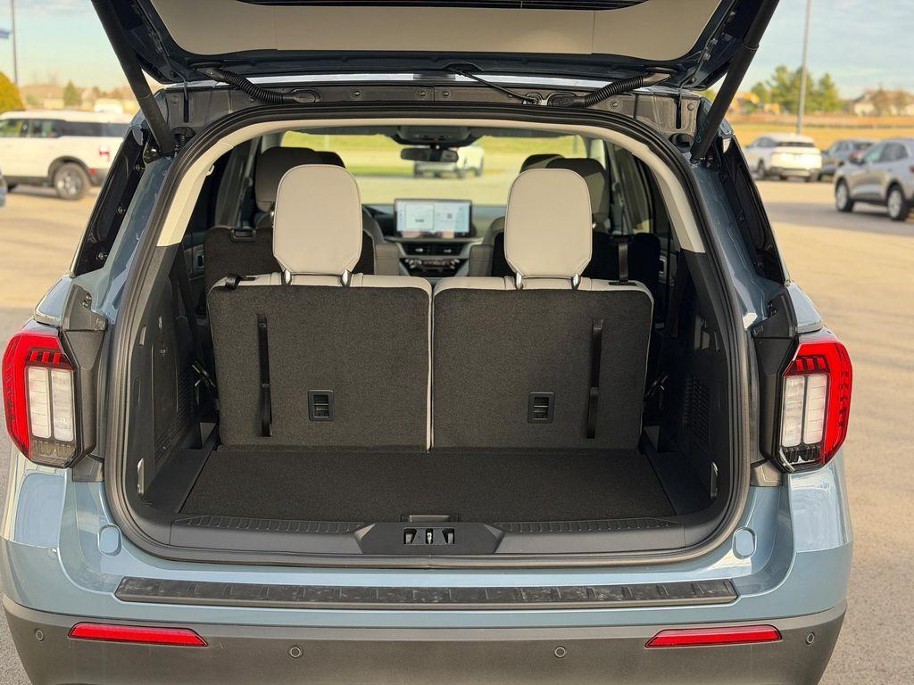 new 2026 Ford Explorer car, priced at $48,000