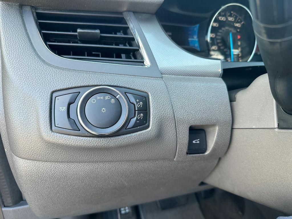 used 2014 Ford Edge car, priced at $7,995
