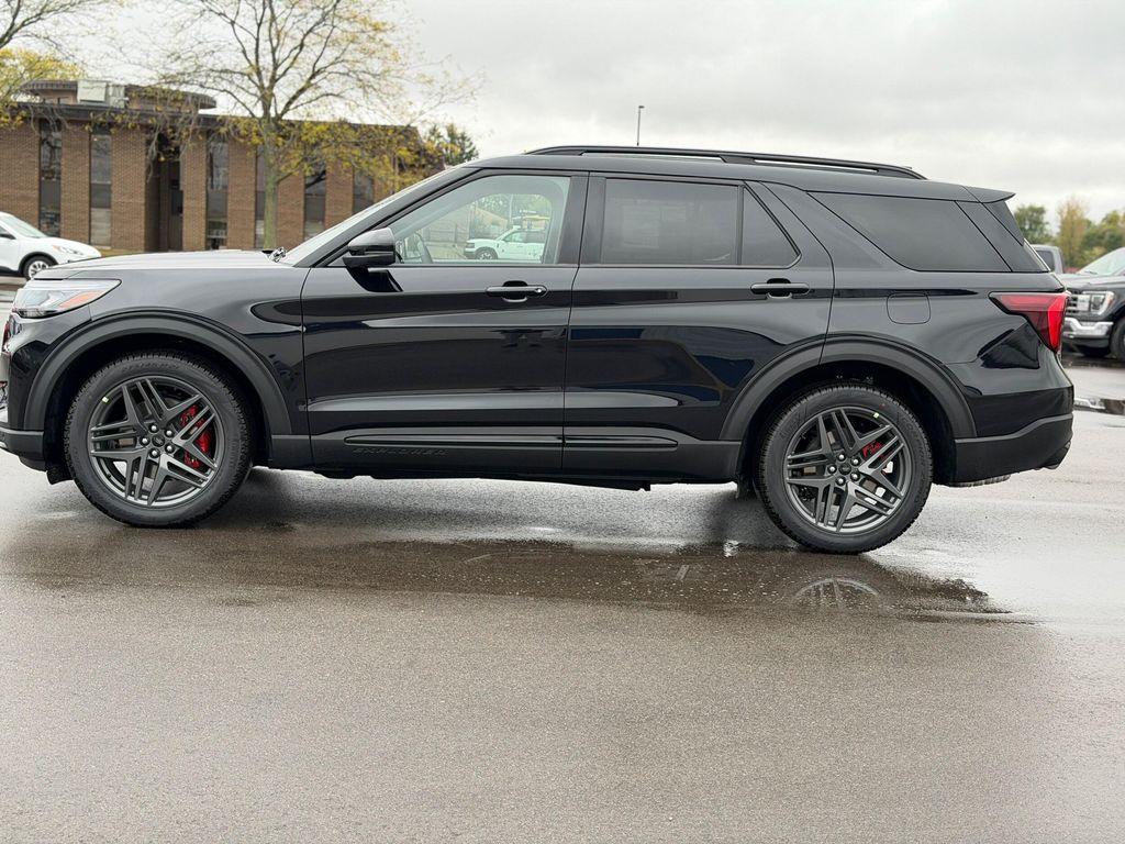 new 2025 Ford Explorer car, priced at $56,900