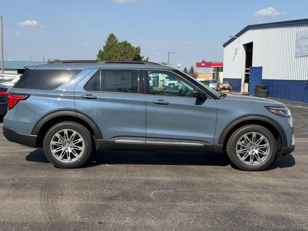 new 2025 Ford Explorer car, priced at $46,600