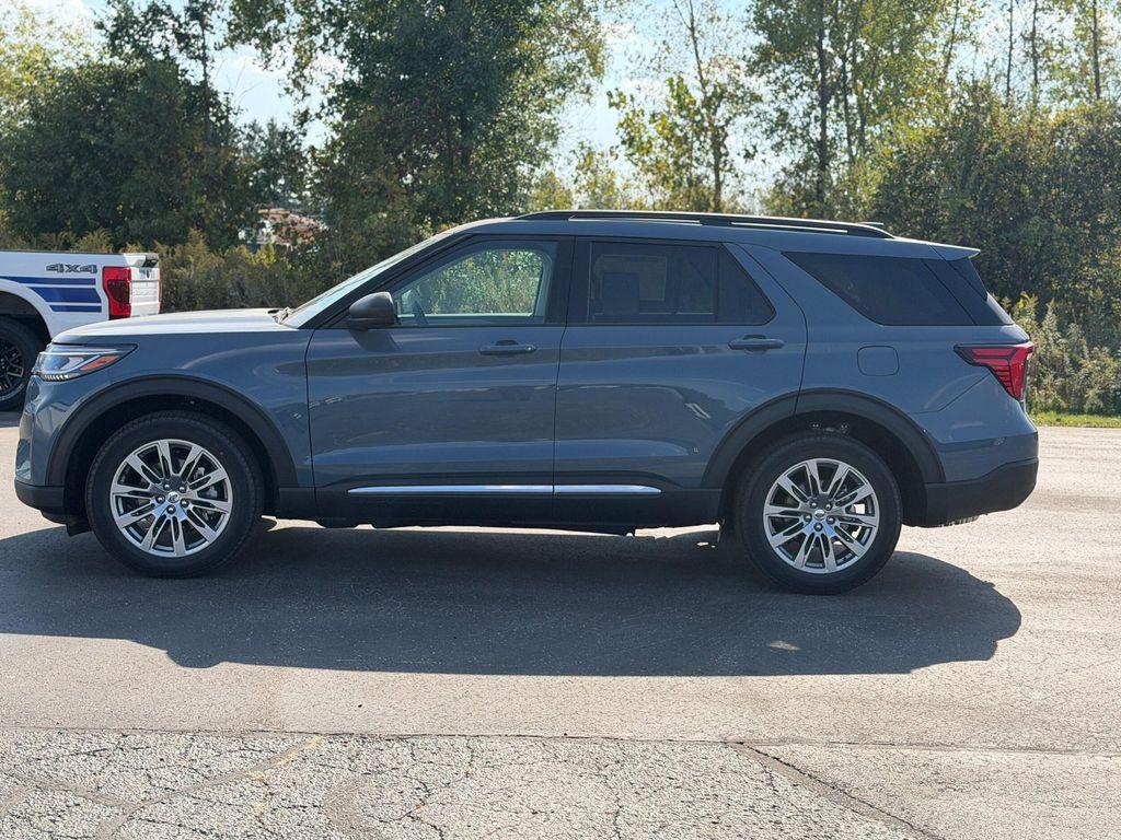 new 2025 Ford Explorer car, priced at $46,600