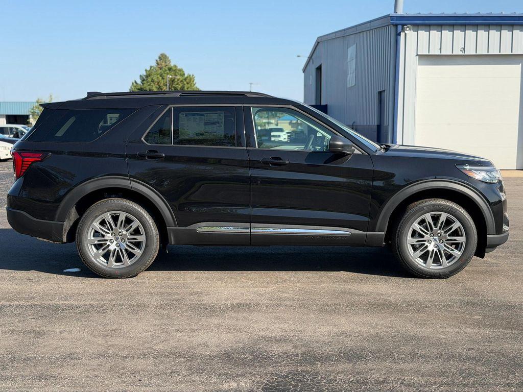 new 2025 Ford Explorer car, priced at $47,900