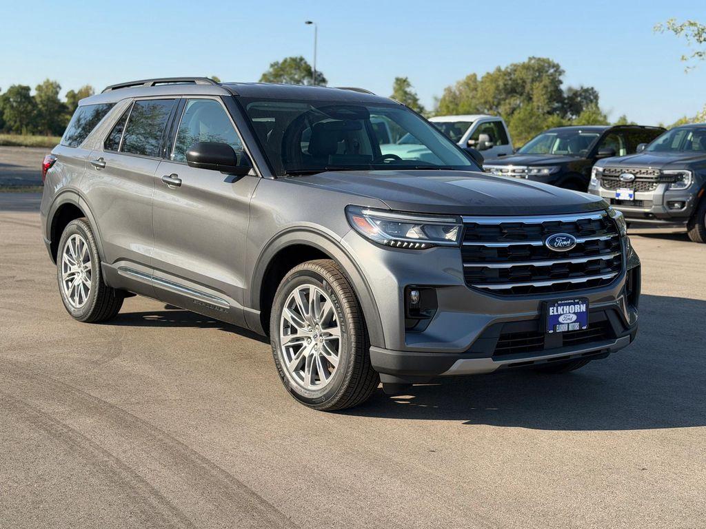 new 2025 Ford Explorer car, priced at $45,900