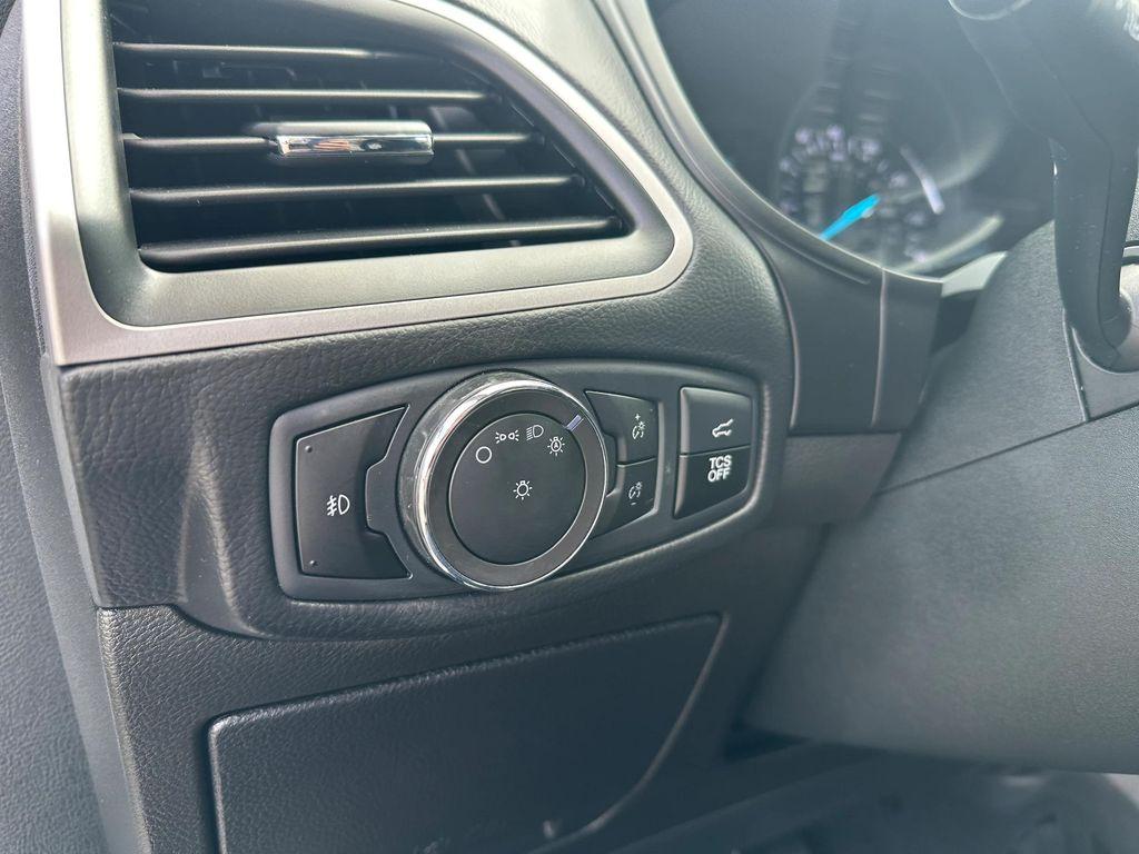 used 2023 Ford Edge car, priced at $33,495