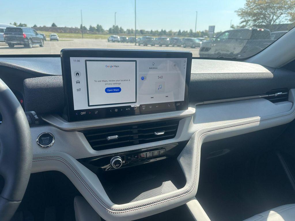 new 2025 Ford Explorer car, priced at $46,456