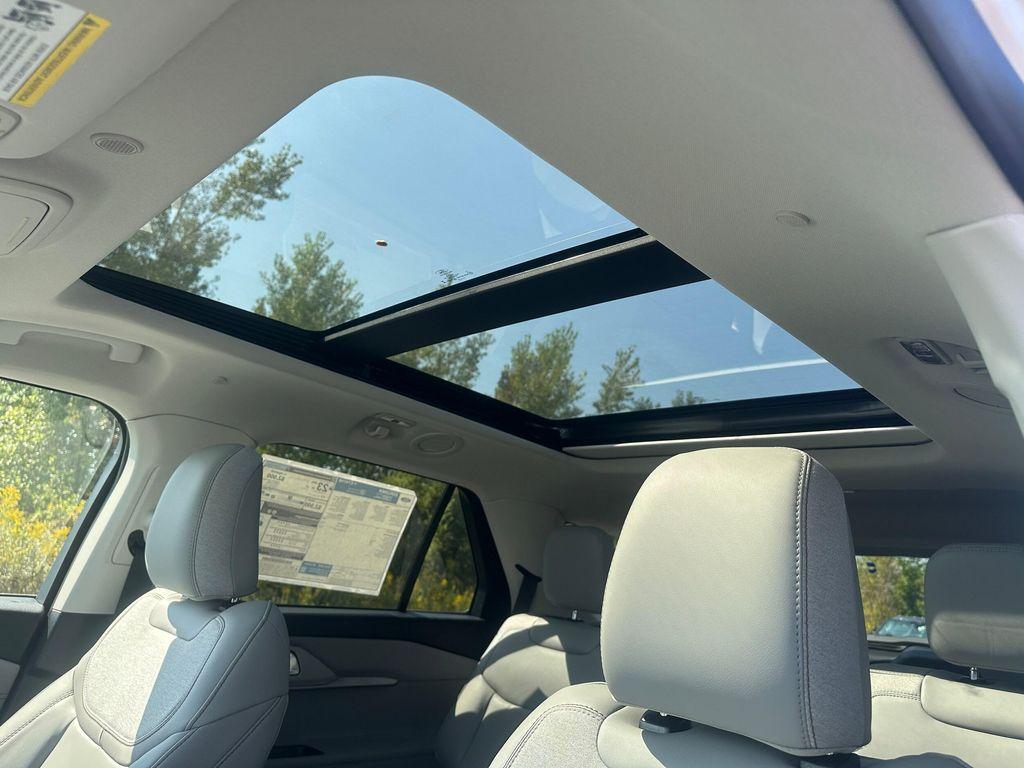 new 2025 Ford Explorer car, priced at $46,456