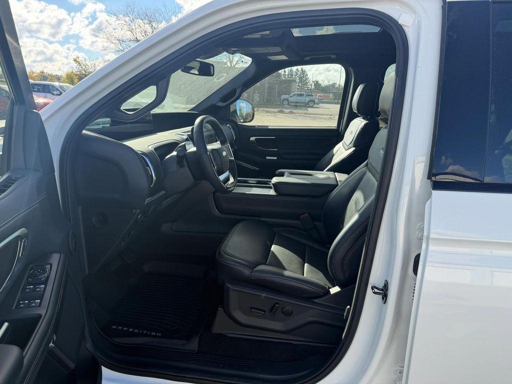 new 2025 Ford Expedition Max car, priced at $84,000