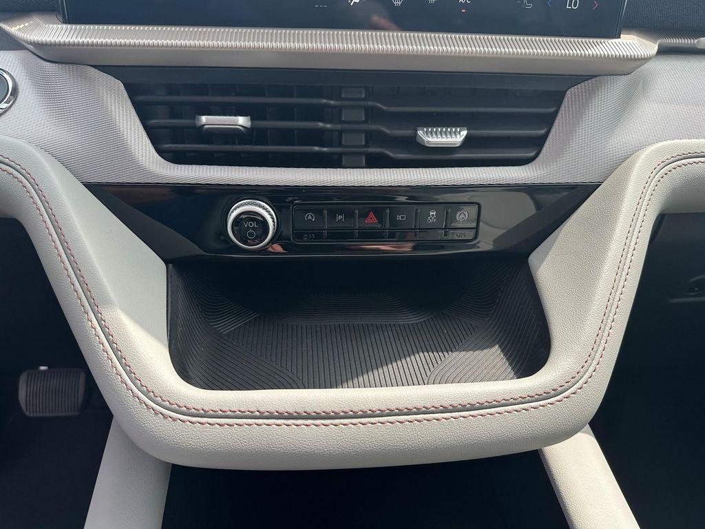 new 2025 Ford Explorer car, priced at $48,500