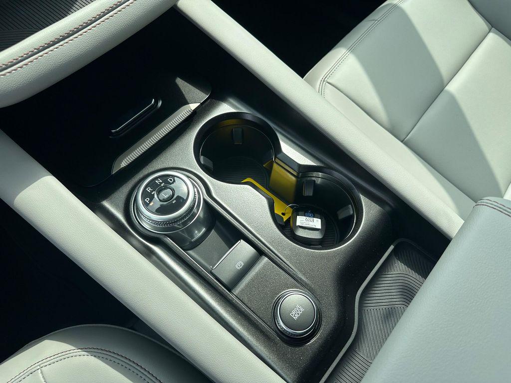 new 2025 Ford Explorer car, priced at $48,500