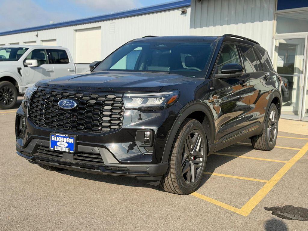 new 2025 Ford Explorer car, priced at $48,900