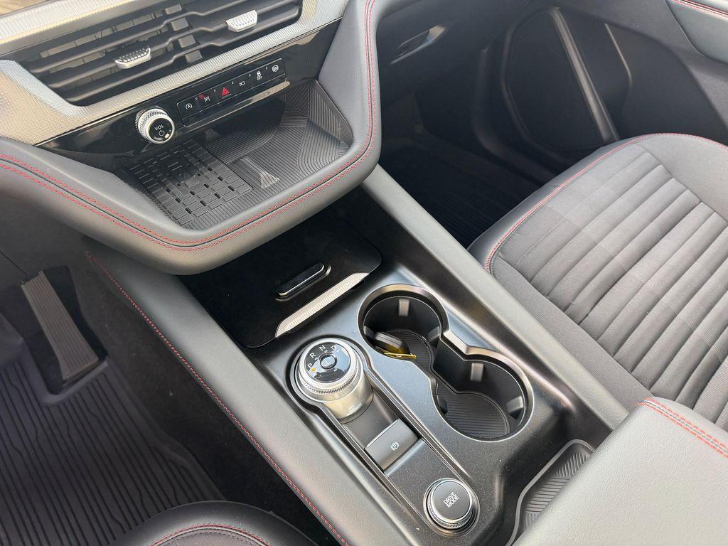 new 2025 Ford Explorer car, priced at $48,900