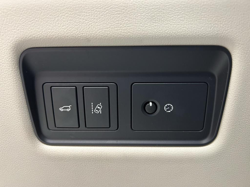 used 2017 Land Rover Range Rover car, priced at $21,995