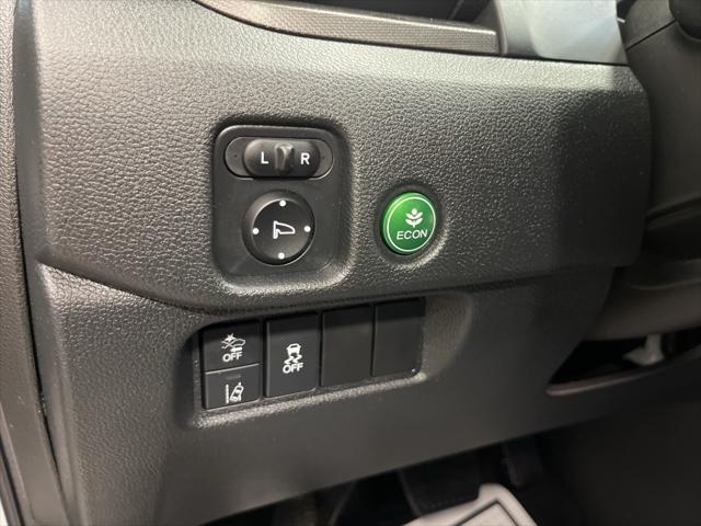 used 2022 Honda Pilot car, priced at $29,795