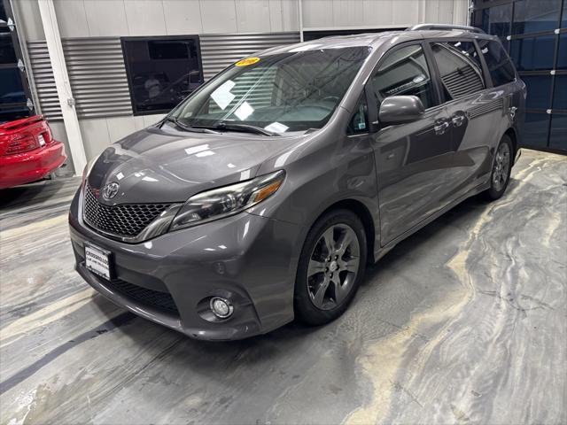 used 2016 Toyota Sienna car, priced at $17,295