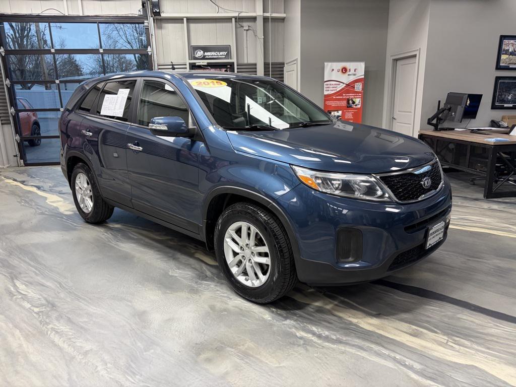 used 2015 Kia Sorento car, priced at $6,900