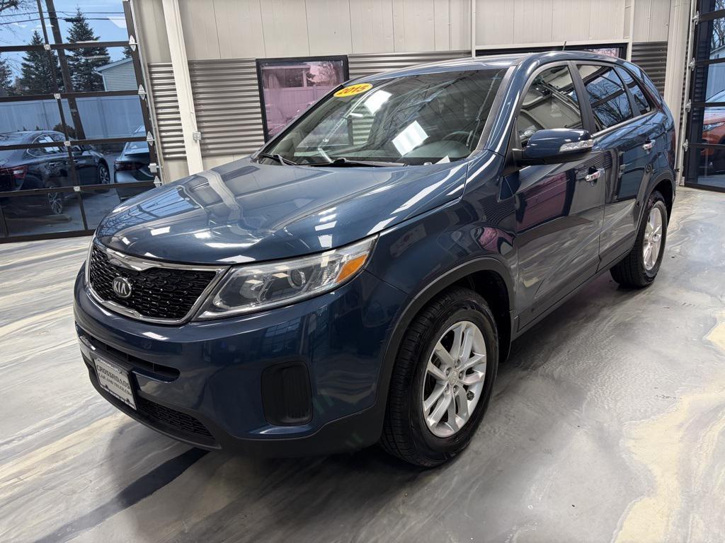 used 2015 Kia Sorento car, priced at $6,900