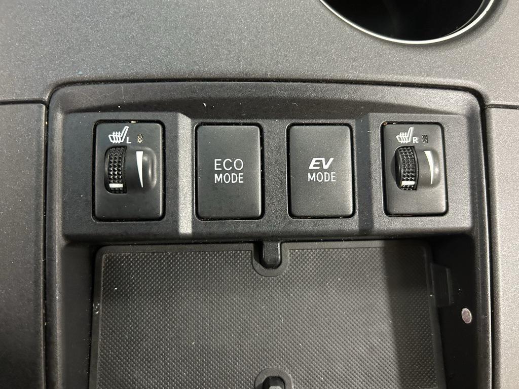 used 2015 Toyota Camry Hybrid car, priced at $13,995