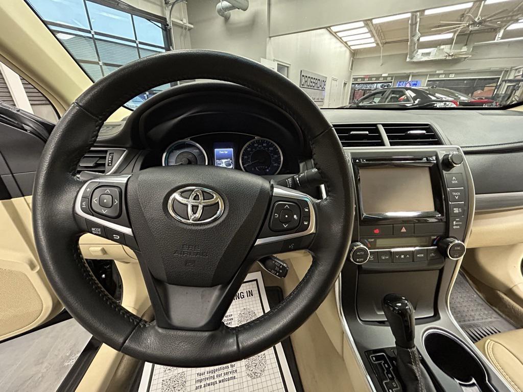 used 2015 Toyota Camry Hybrid car, priced at $13,995