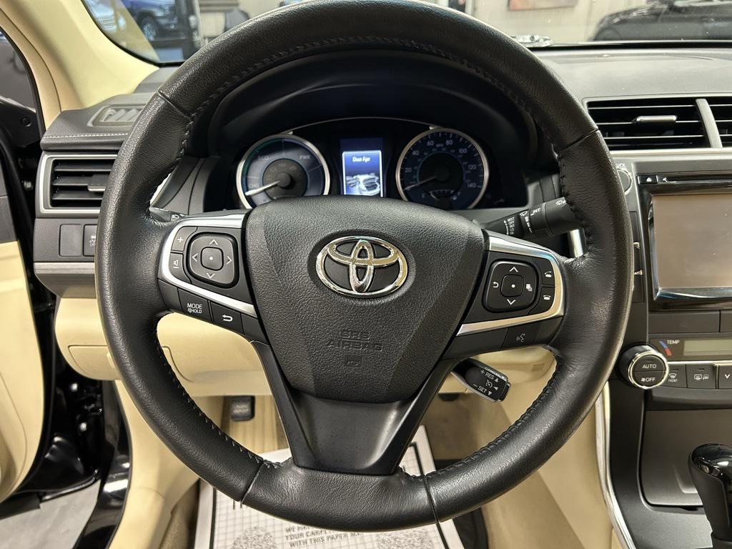 used 2015 Toyota Camry Hybrid car, priced at $13,995