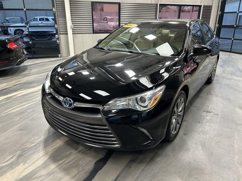 used 2015 Toyota Camry Hybrid car, priced at $13,995