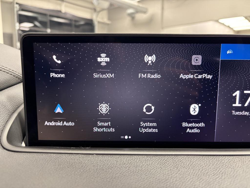 used 2022 Acura MDX car, priced at $34,995