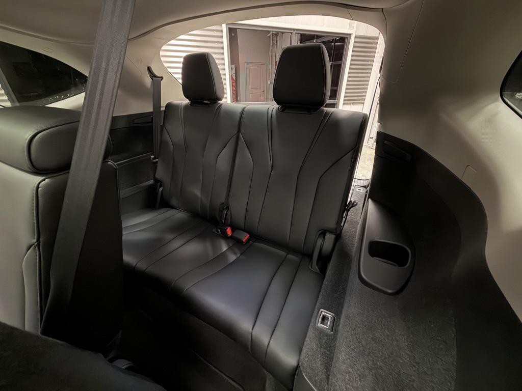 used 2022 Acura MDX car, priced at $34,995