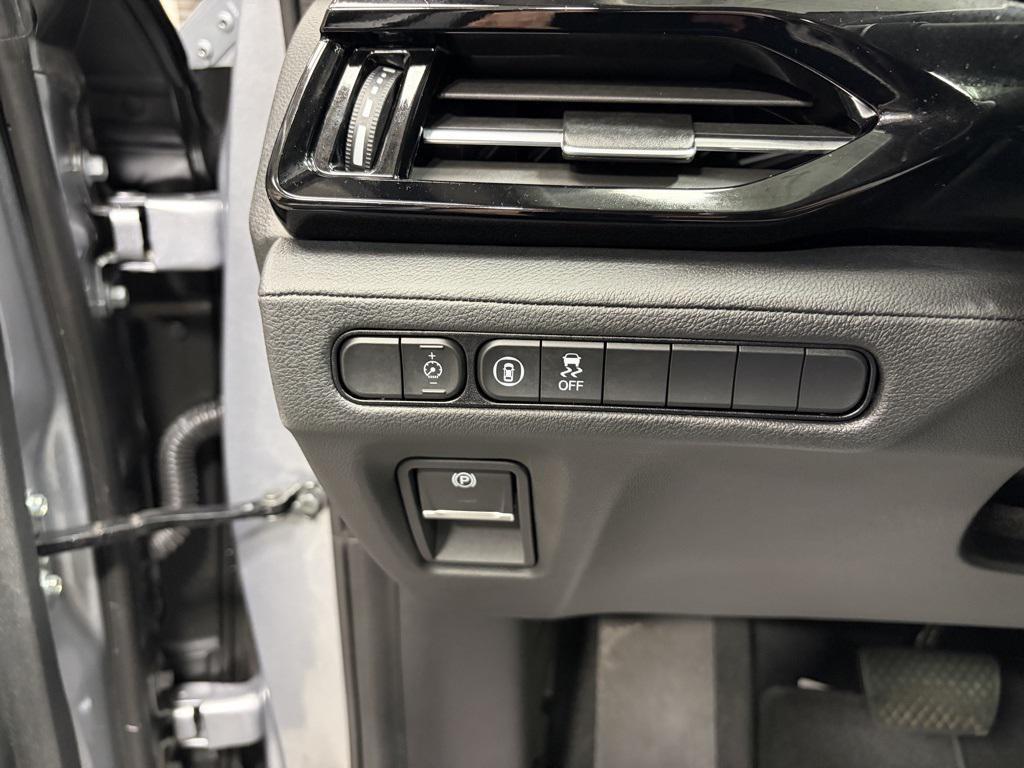 used 2022 Acura MDX car, priced at $34,995