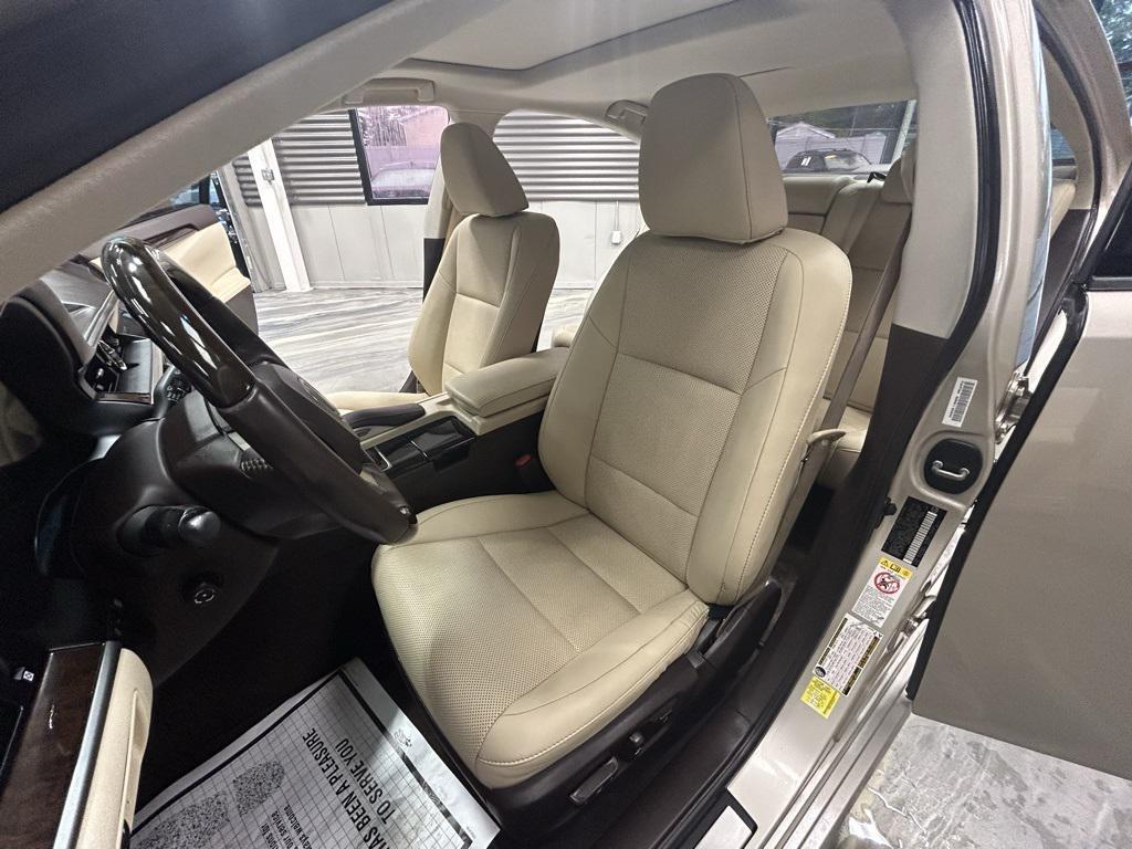 used 2016 Lexus ES 350 car, priced at $22,395
