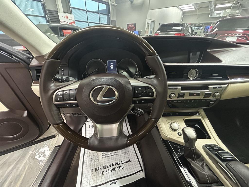 used 2016 Lexus ES 350 car, priced at $22,395