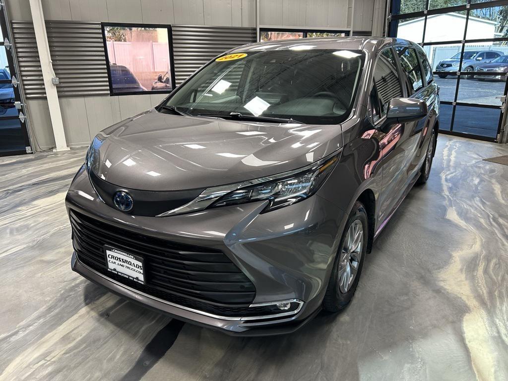used 2021 Toyota Sienna car, priced at $33,795