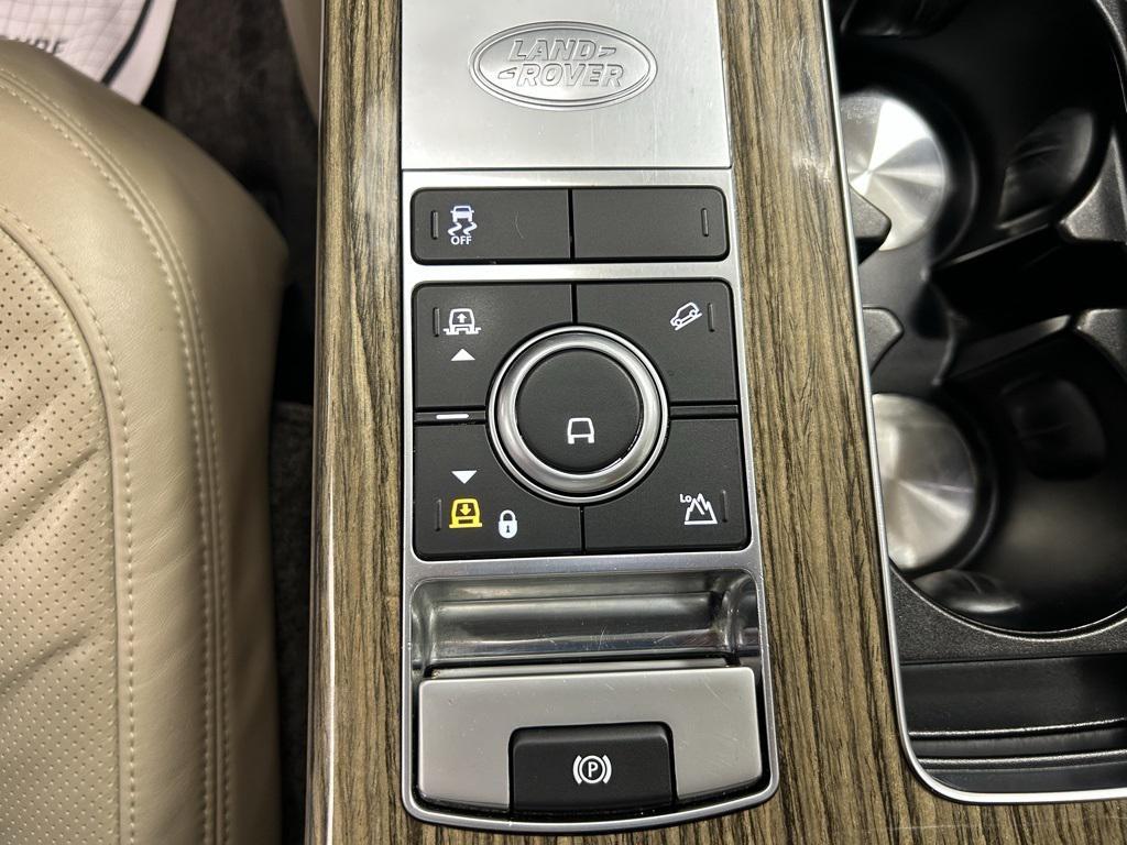 used 2019 Land Rover Range Rover car, priced at $31,995