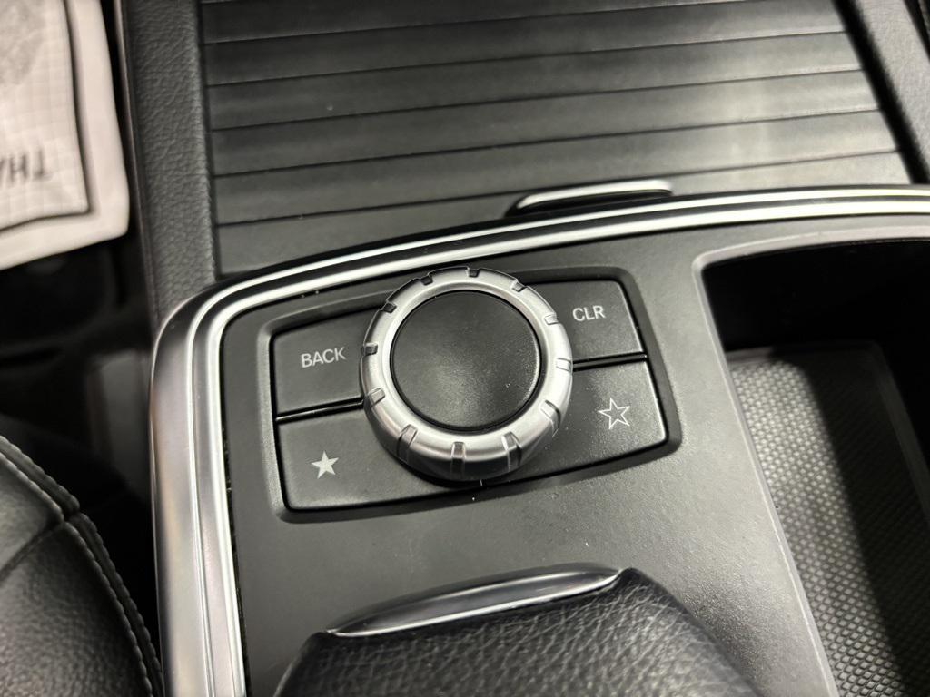 used 2013 Mercedes-Benz M-Class car, priced at $10,500