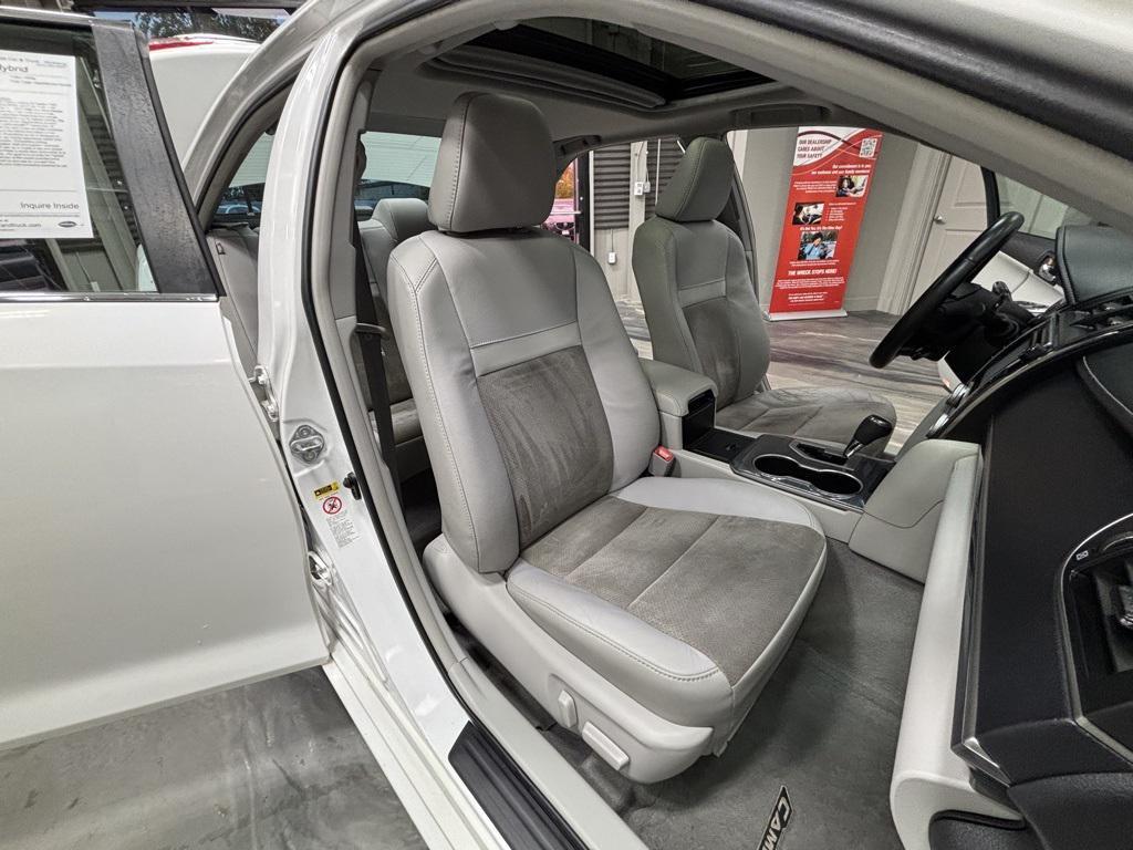 used 2012 Toyota Camry Hybrid car, priced at $8,200