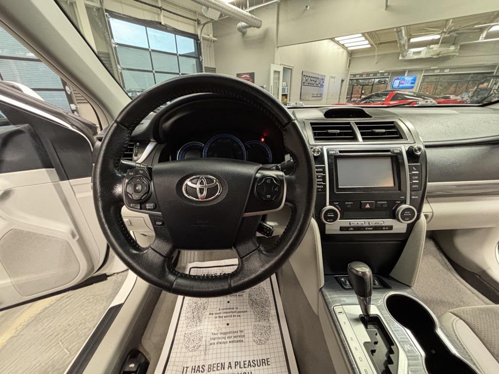 used 2012 Toyota Camry Hybrid car, priced at $8,200