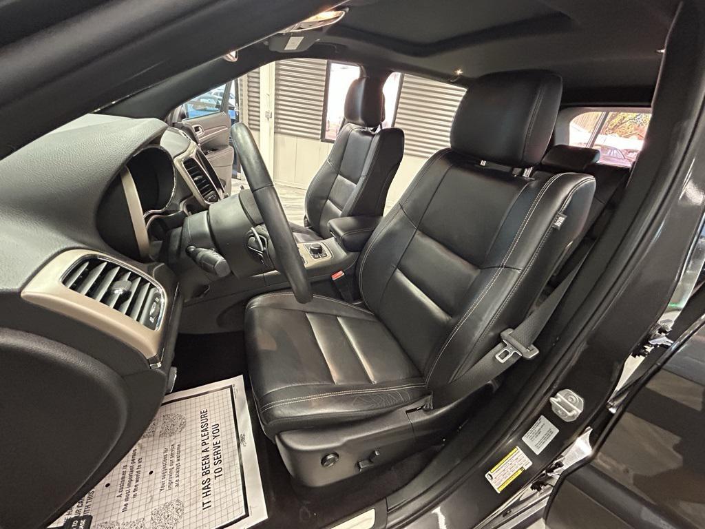 used 2017 Jeep Grand Cherokee car, priced at $18,995