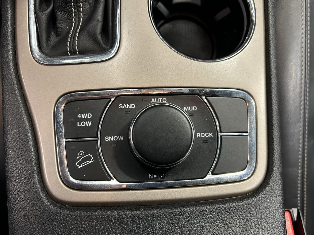 used 2017 Jeep Grand Cherokee car, priced at $18,995