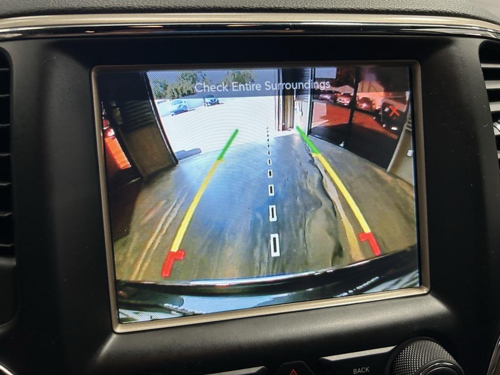 used 2017 Jeep Grand Cherokee car, priced at $18,995