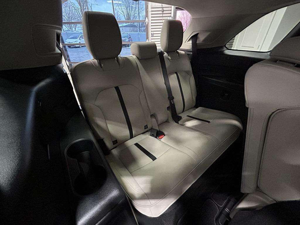 used 2024 Mazda CX-90 car, priced at $29,995