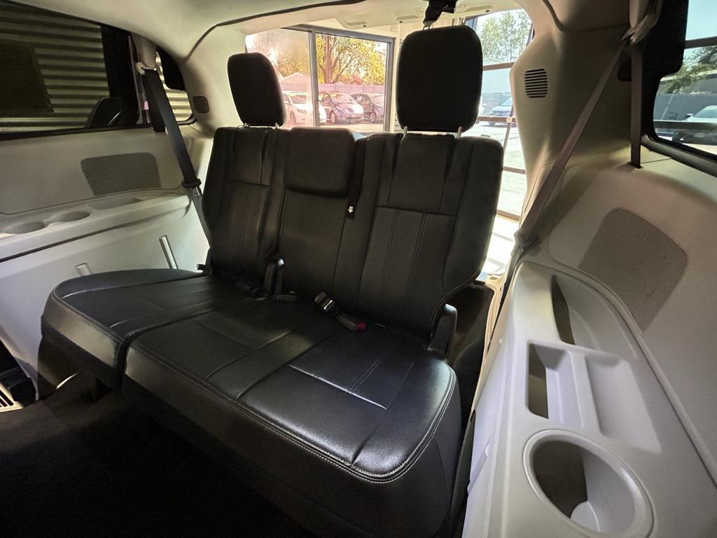 used 2015 Chrysler Town & Country car, priced at $7,200